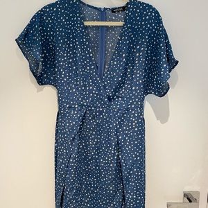 Dress **NEVER WORN**